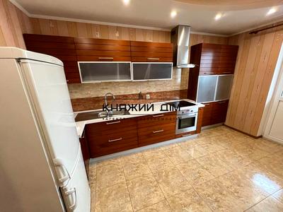 квартира по адресу Александра Мишуги ул., 8