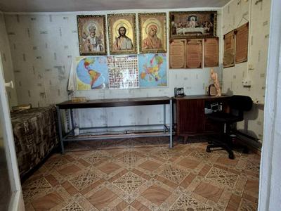 будинок за адресою Торговельна вул., 44