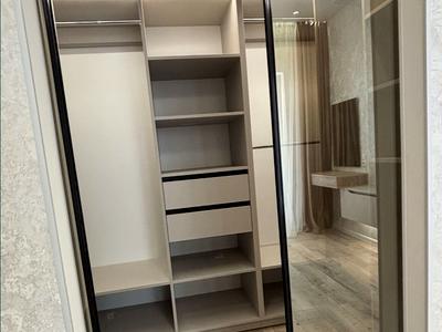 квартира за адресою Краснова вул., 3