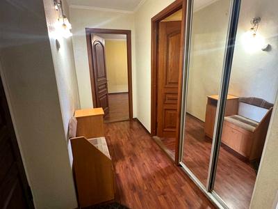 квартира за адресою Менахем-Мендл Шнеєрсона вул. (Мініна), 19