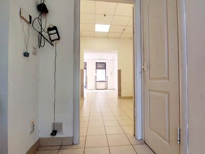 комерційна за адресою Львів, Героїв УПА вул., 16
