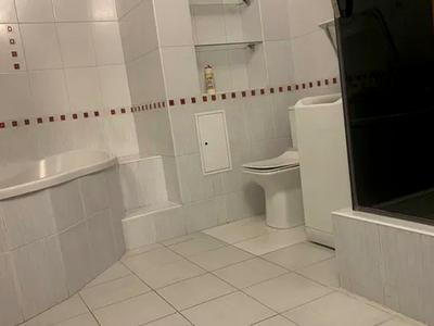 квартира за адресою Анни Ахматової вул., 37