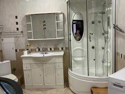 квартира за адресою Раїси Окіпної вул., 4