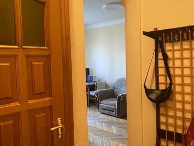квартира за адресою Трьохсвятительська вул., 3