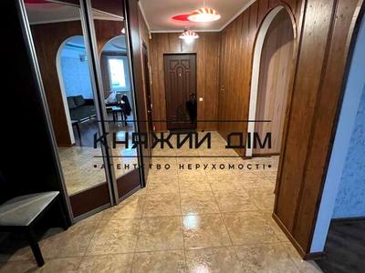 квартира по адресу Александра Мишуги ул., 8