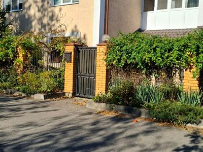 будинок за адресою Соснова вул., 9