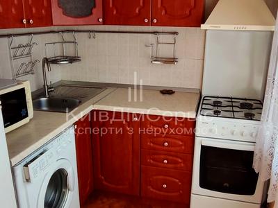 квартира за адресою Дарницький бульв., 15