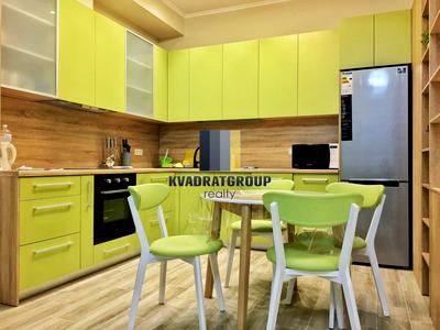 квартира за адресою Крутогірний узвіз (Рогальова), 28