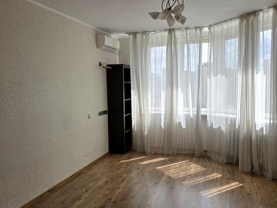 квартира за адресою Олени Пчілки вул., 2