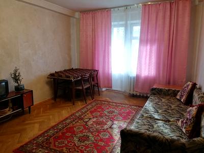 квартира за адресою Братиславська вул., 42