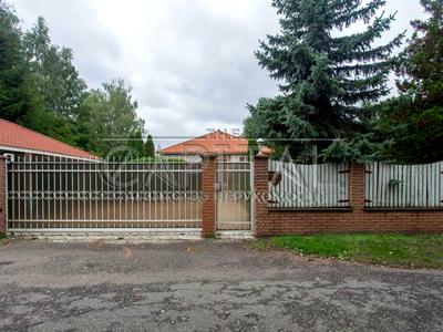 будинок за адресою Київська