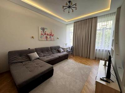 квартира за адресою Сергія Єфремова вул., 35