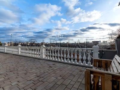будинок за адресою Монтажників вул.