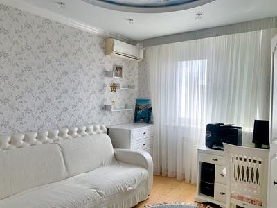 квартира за адресою Степана Рудницького вул. (Академіка Вільямса), 5