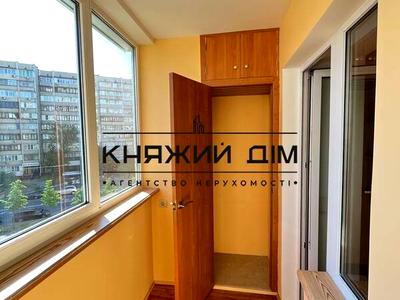 квартира по адресу Драгоманова ул., 44-А
