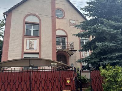 дом по адресу Авиаторов ул., 20