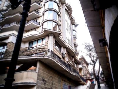 квартира за адресою Святослава Караванського вул. (Жуковського), 9
