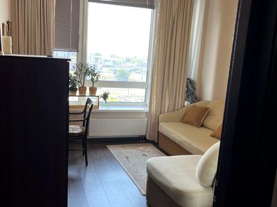 квартира за адресою Зарічна вул., 4к1