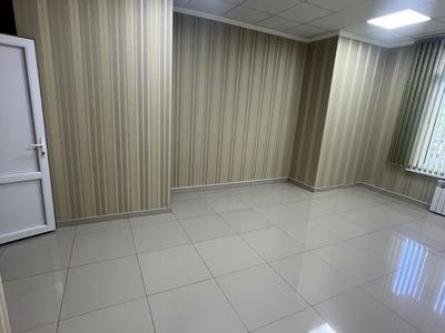 комерційна за адресою Петра Григоренка просп., 22/20