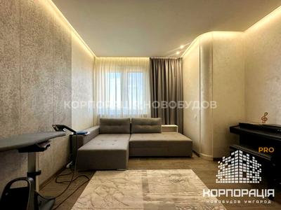 квартира за адресою Олександра Хіри вул., 5