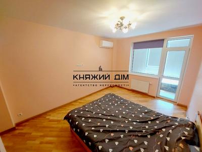 квартира по адресу Вышгородская ул., 45