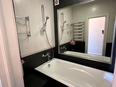квартира за адресою Старонаводницька вул., 8