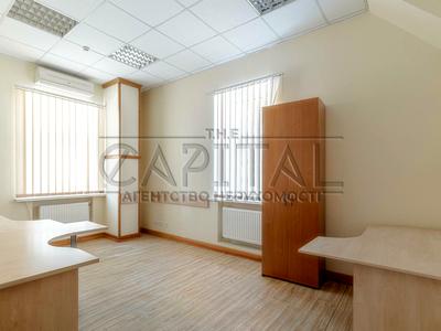 комерційна за адресою Саксаганського вул., 67