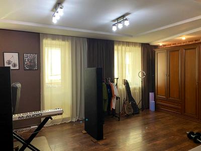 квартира за адресою Добровольців вул. (Маршала Говорова), 5б
