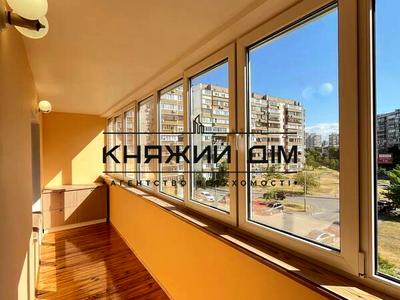 квартира по адресу Драгоманова ул., 44-А
