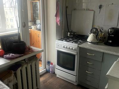 комната по адресу Ореста Левицкого ул. (Академіка Курчатова), 8