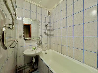 квартира за адресою Космонавтів вул., 2