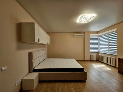 квартира по адресу Владимира Ивасюка просп. (Героїв Сталінграду), 24