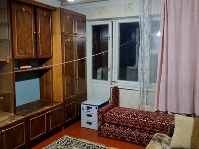 комната по адресу Червоной Калины просп. (Владимира Маяковского), 34-А