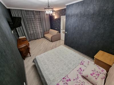 квартира за адресою Софії Русової вул., 7