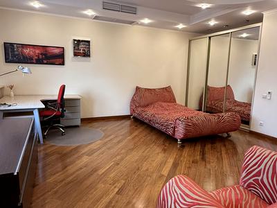 квартира за адресою Старонаводницька вул., 13