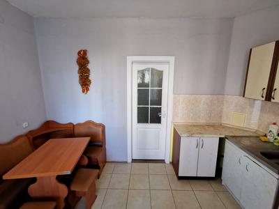 квартира за адресою Пономарьова вул., 6