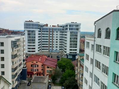комерційна за адресою Бельведерська вул., 23