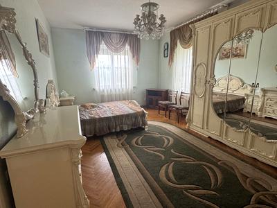 дом по адресу Авиаторов ул., 20