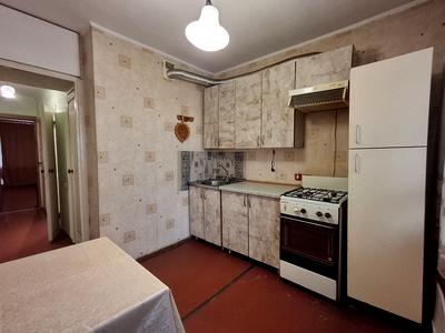 квартира за адресою Ревуцького вул., 8