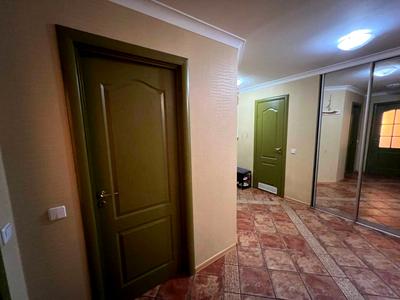 квартира за адресою Володимира Івасюка просп. (Героїв Сталінграду), 37