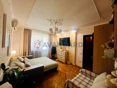 квартира за адресою Величковського, 44