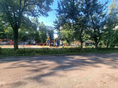 квартира за адресою Русанівський бульв., 4