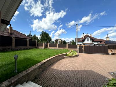 будинок за адресою с. Іванковичі, Молодіжна, 24