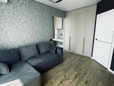 квартира за адресою Космічна вул., 5