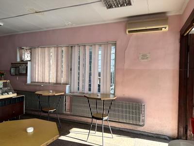 комерційна за адресою В'ячеслава Чорновола вул. (Войкова), 40а