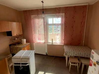 квартира за адресою Райдужна вул., 37