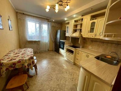 квартира за адресою Срібнокільська вул., 1