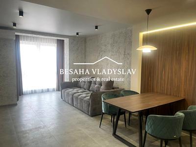 квартира за адресою Євгена Чикаленка вул. (Аржанова), 3