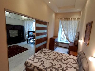 квартира за адресою Одеса, Дерибасівська вул., 3