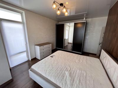 квартира за адресою Київ, Кам'янська вул. (Дніпродзержинська), 128